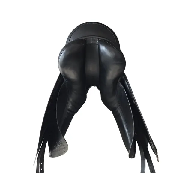 17" B.T. Crump Master Made Medium Tree Used Dressage Saddle - C