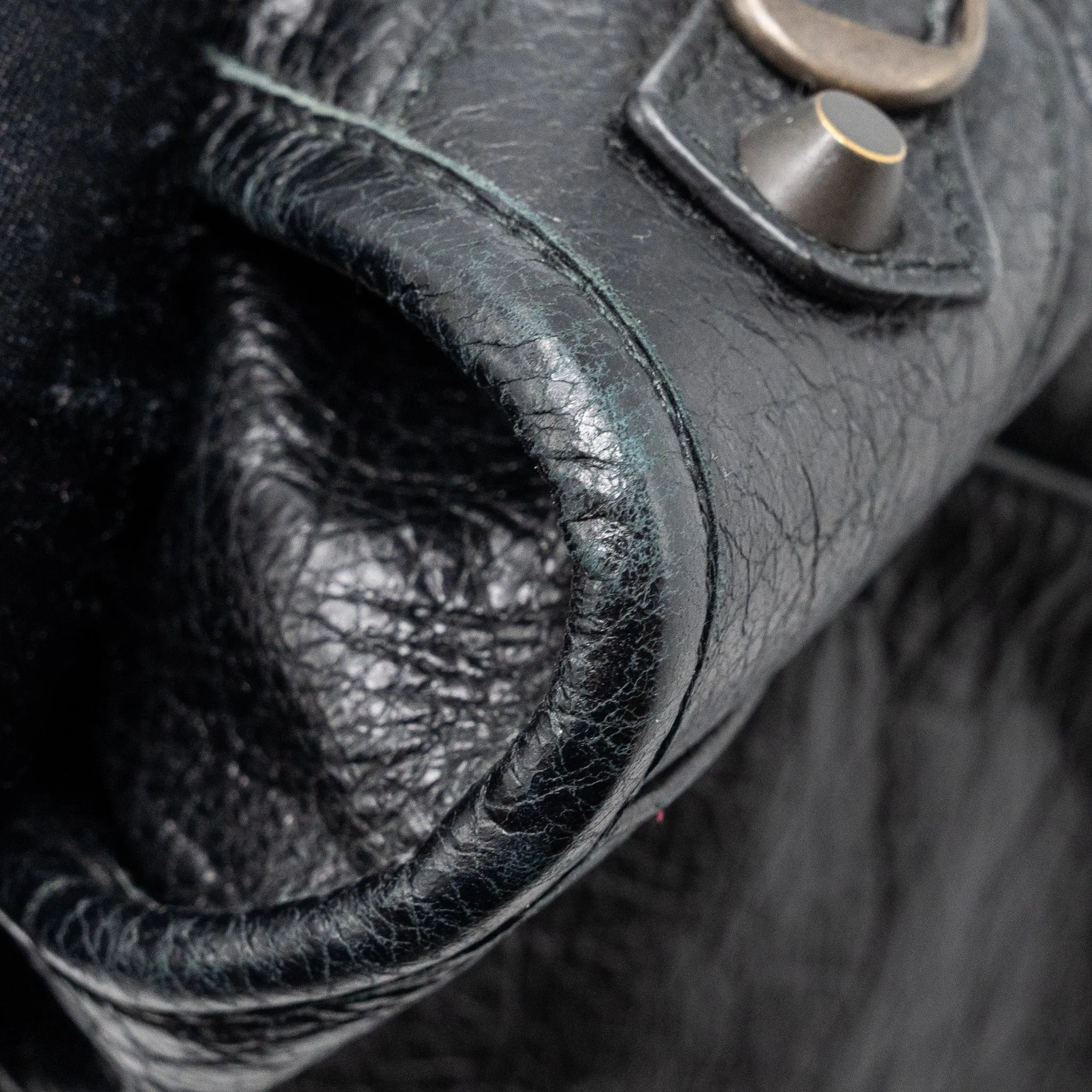 Balenciaga Classic City Bag Leather Black ruthenium silver Hardware