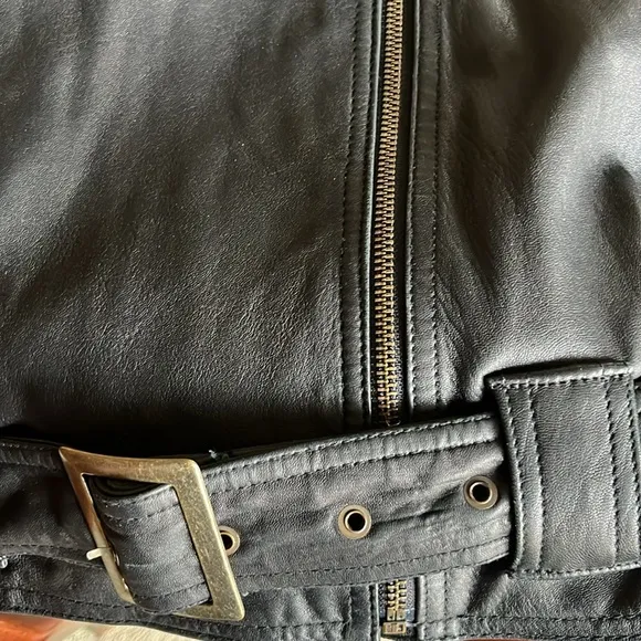 Boundary Waters  Premium Black Leather Moto jacket Size Large