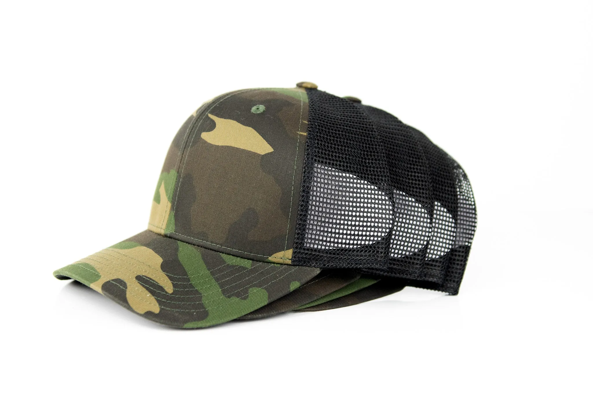 CAMO AND BLACK MESH SNAPBACK HAT
