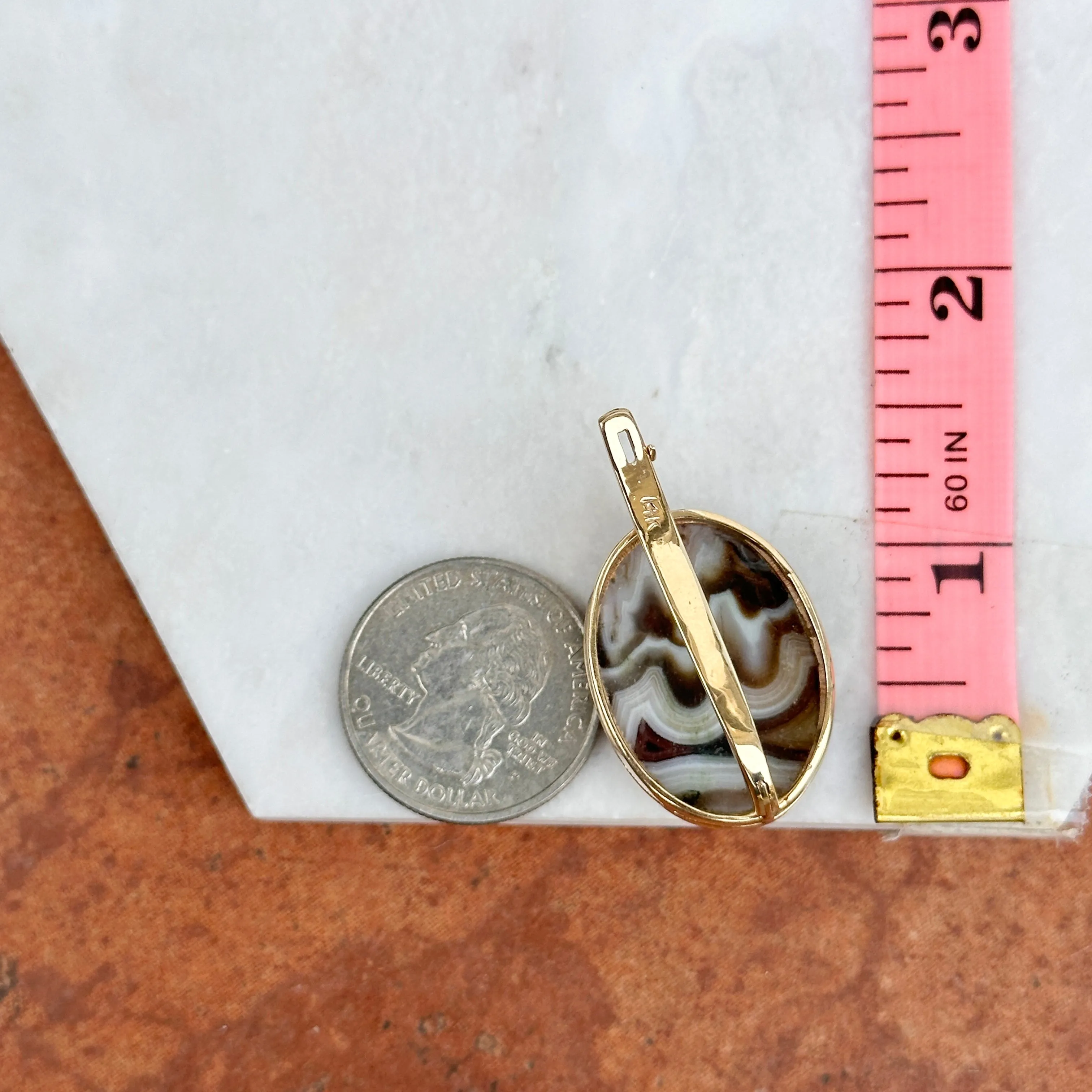 Estate 14KT Yellow Gold Oval Agate Drop Earrings
