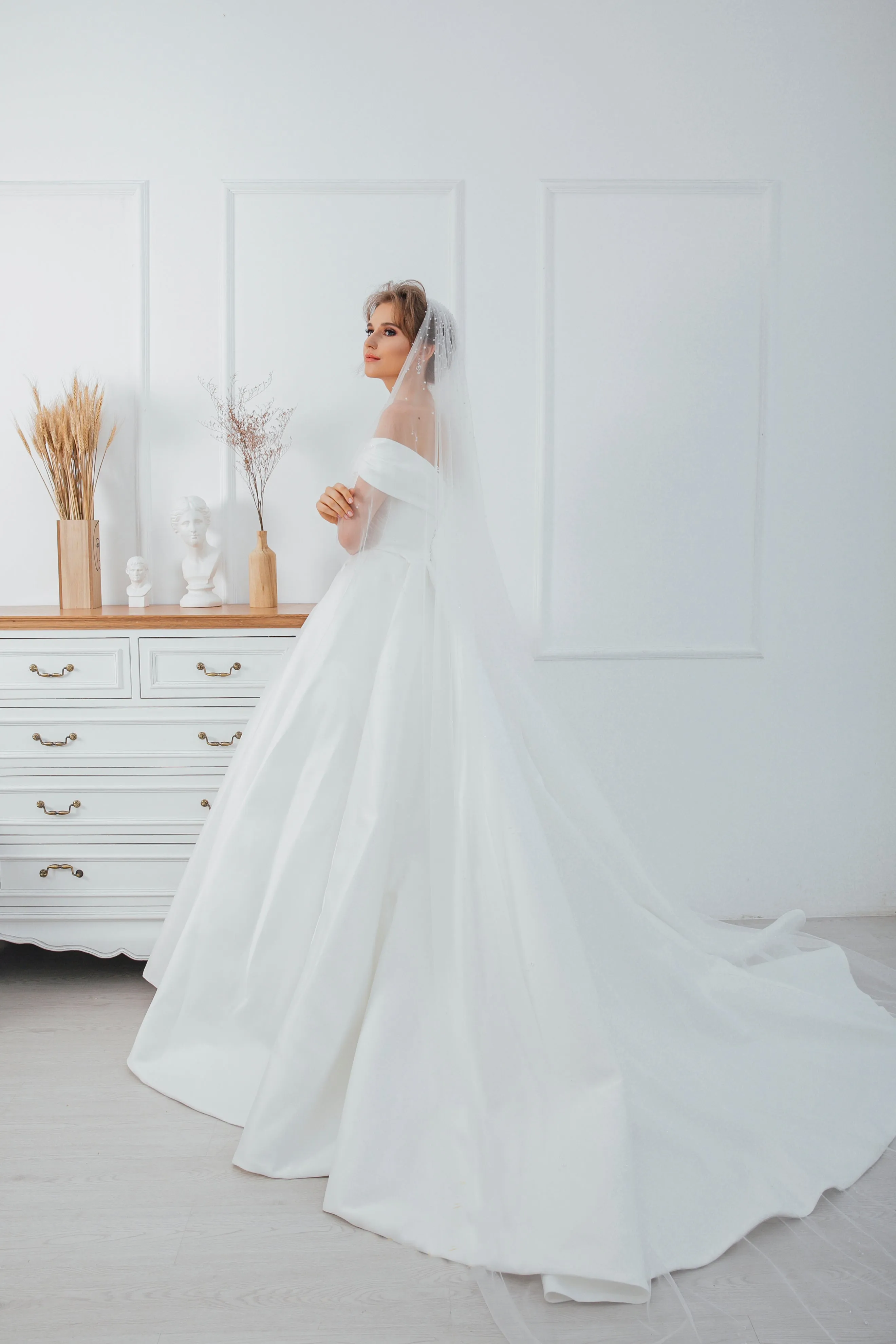 HALI Handmade Satin Crystal Beading Wedding Dress