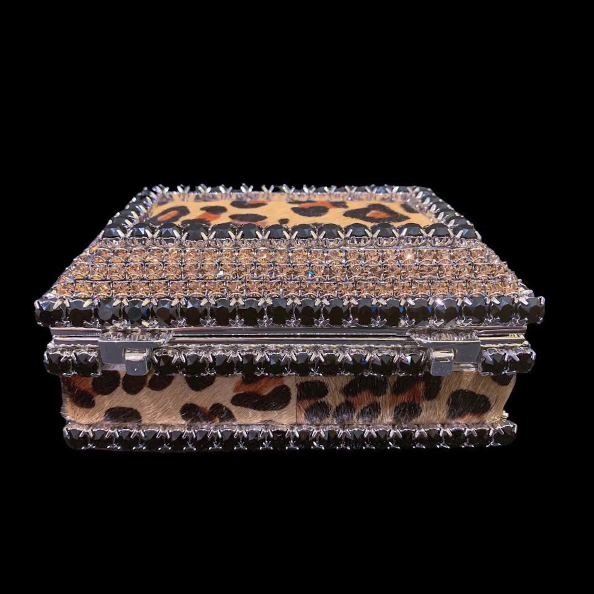 Leopard Keepsake Box Featuring Premium Crystal