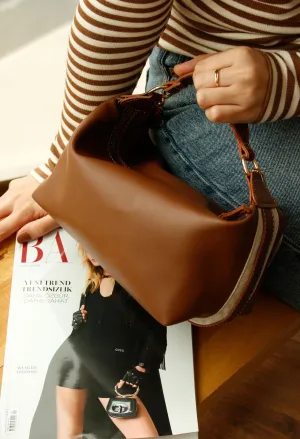<tc>Sac à main pour femme Feline avec détails de bandes, couleur Tabac</tc>