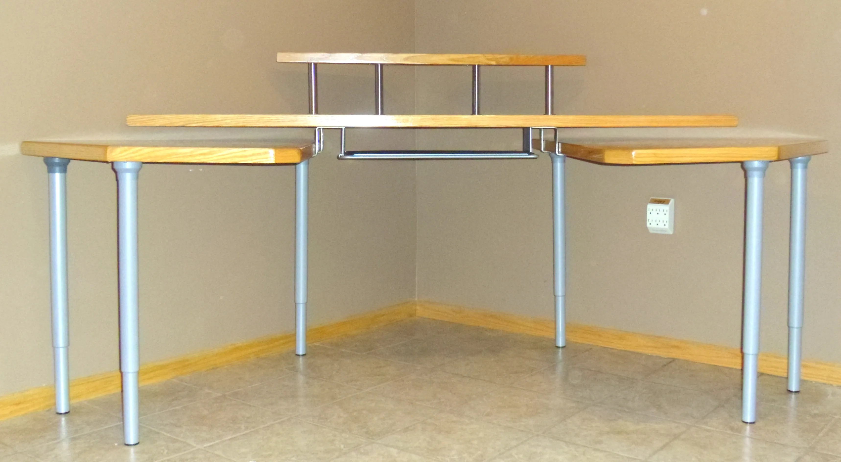 Maverick Corner Desk ideal for Quadriplegics in a Power Wheelchair - FREE USA SHIPPING