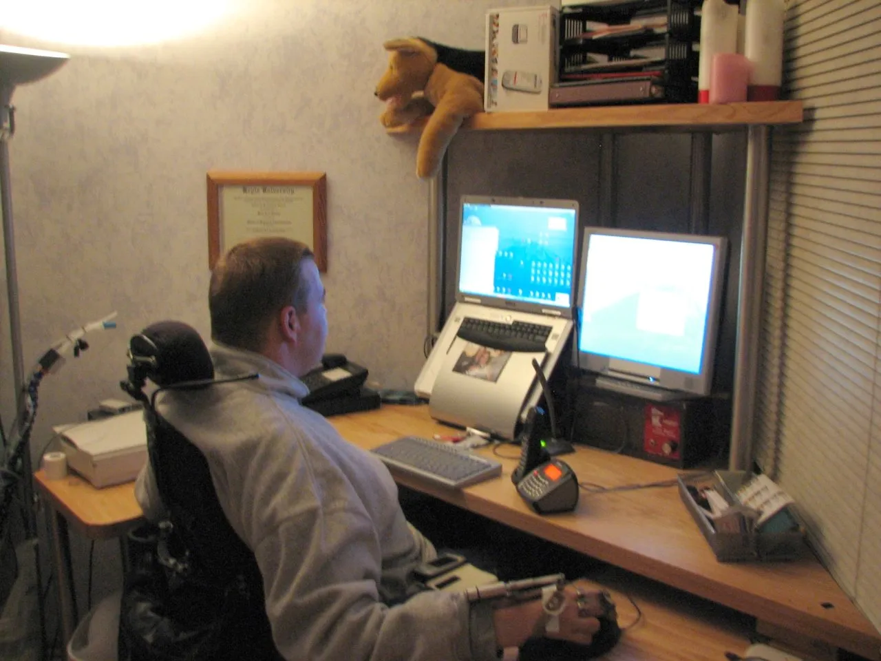 Maverick Corner Desk ideal for Quadriplegics in a Power Wheelchair - FREE USA SHIPPING