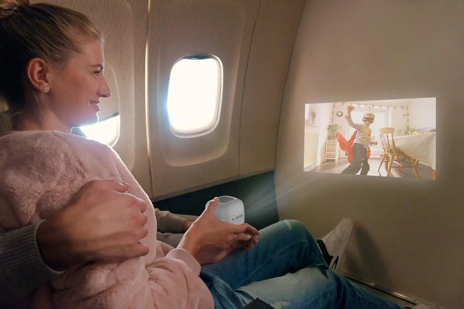 NEW CINEMOOD Portable Movie Theater - Includes Educational Disney Content, Streams Netflix, Videos and YouTube - Anytime, Anyplace - Includes Box, No Manual - Retails $299 