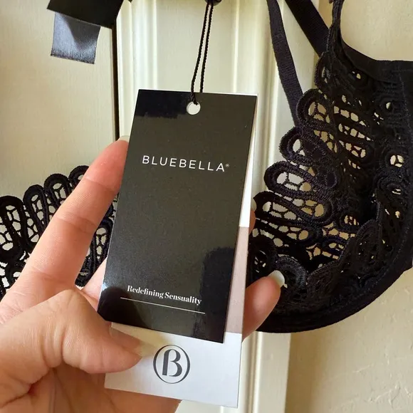 NWT BLUEBELLA Tallulah Open Wired Bra in Black Size 36B