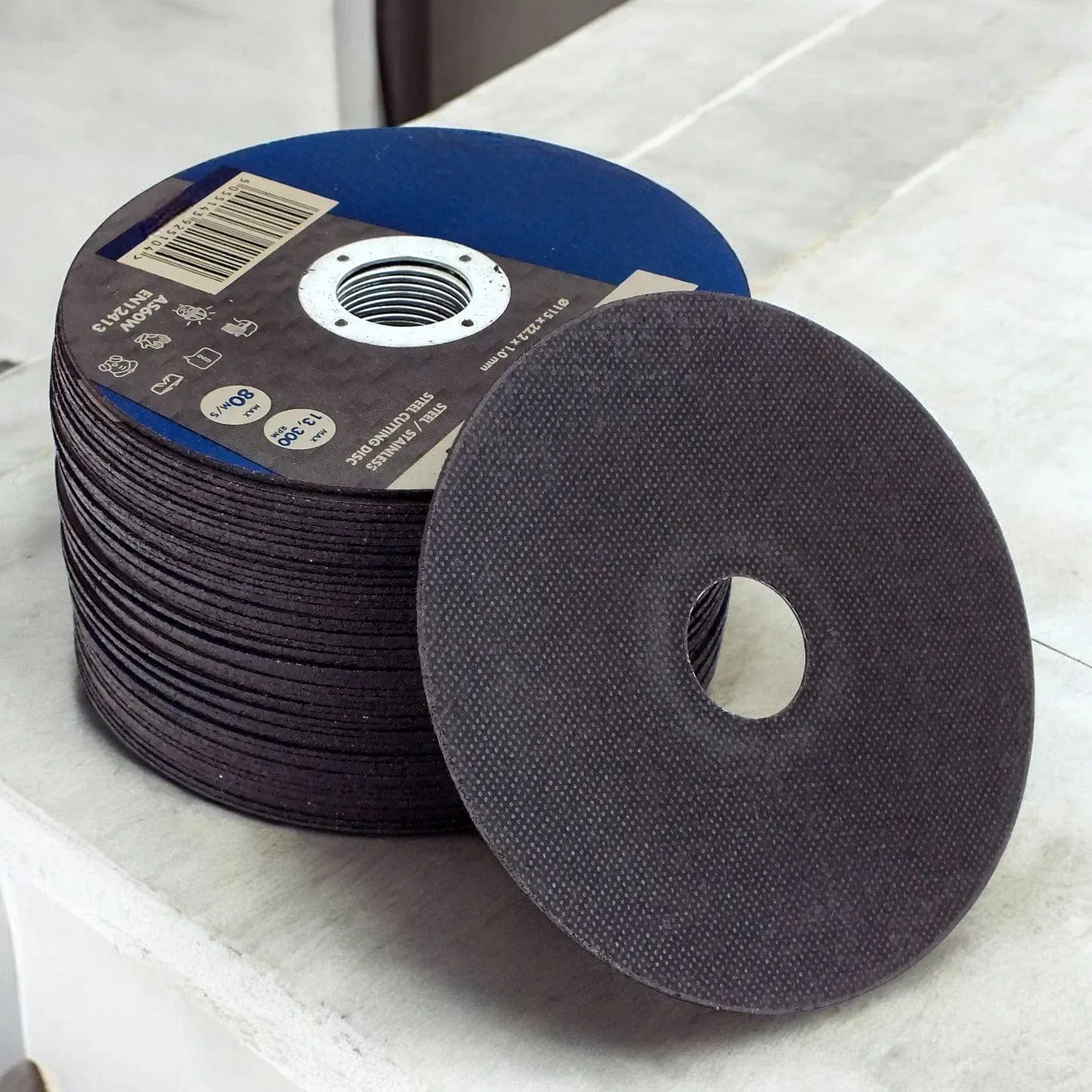 Pack of 50 Ultra Thin Cutting Discs for Steel and Stainless Steel | 1 x 115 x 22.2mm | Includes Storage Tin