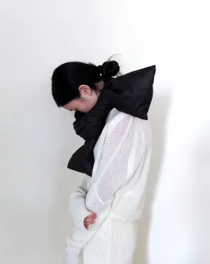PLUME SCARF