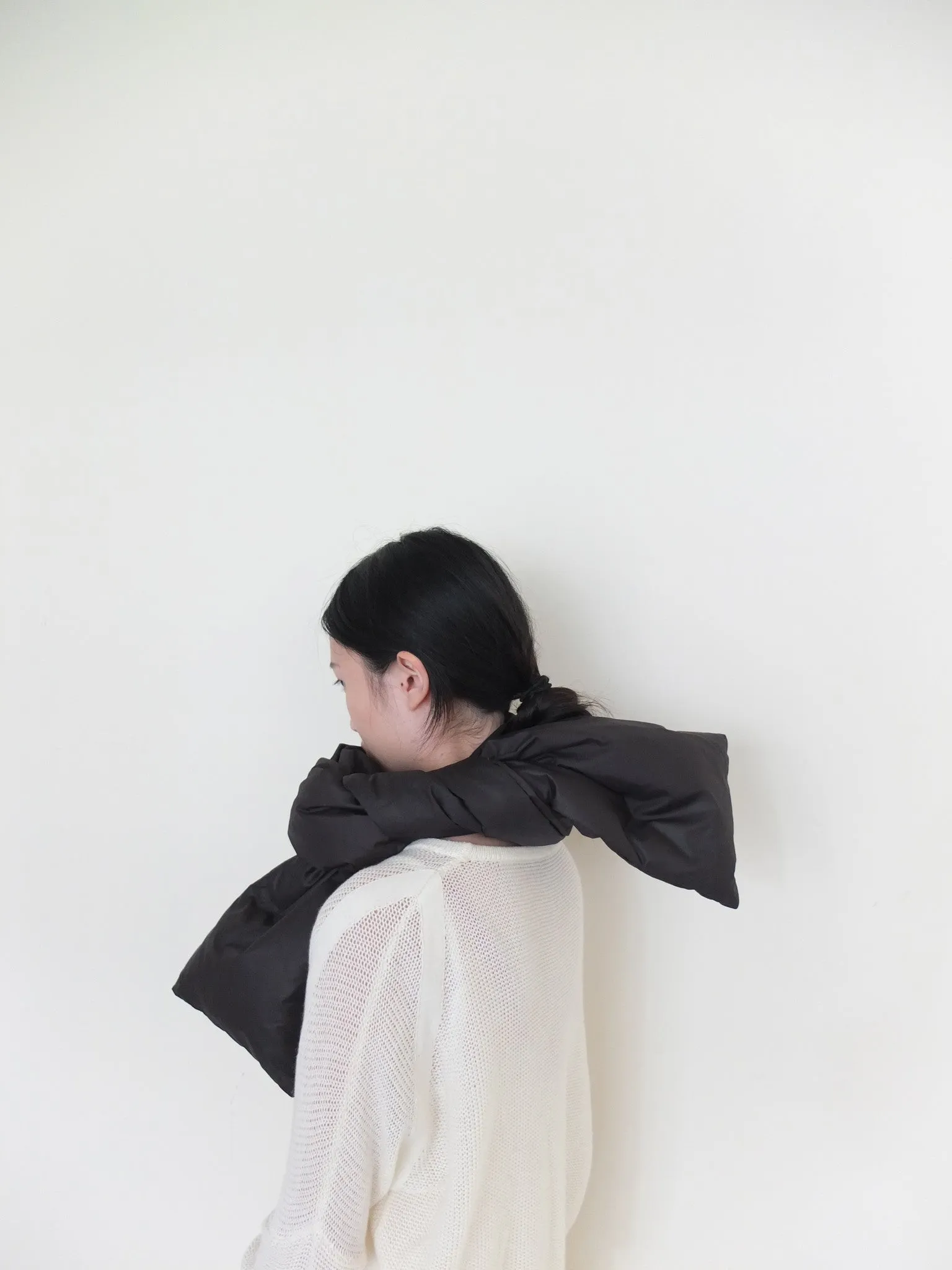 PLUME SCARF