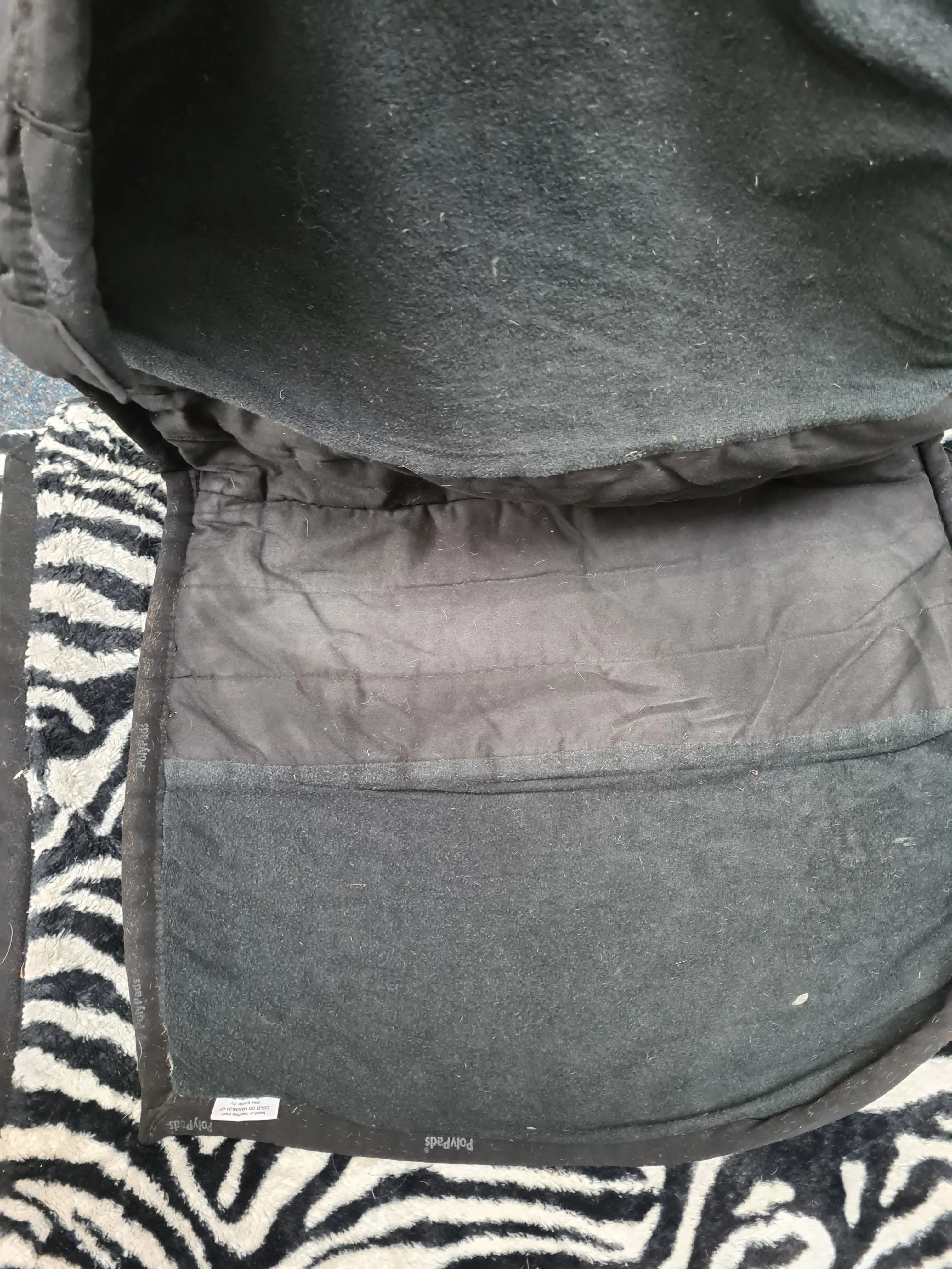 Poly pad saddle cloth, black, size cob/full FREE POSTAGE ✅