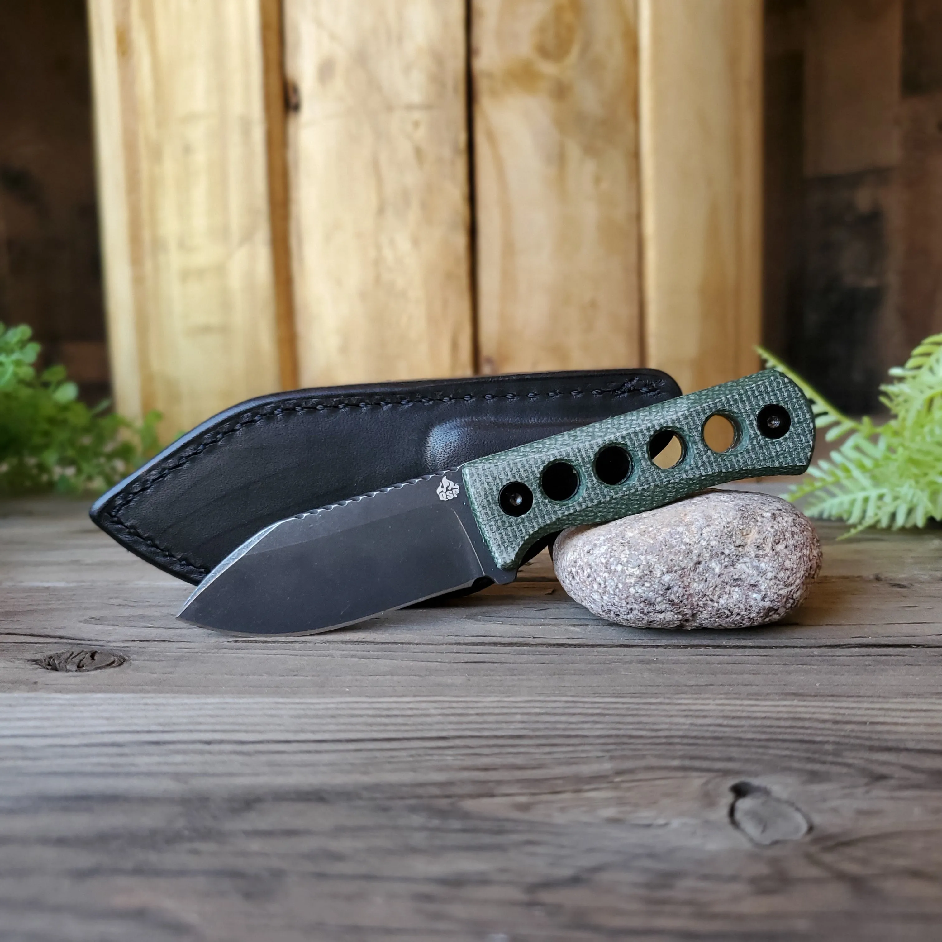 QSP Canary K.N.I.F.E with handcrafted leather Sheath
