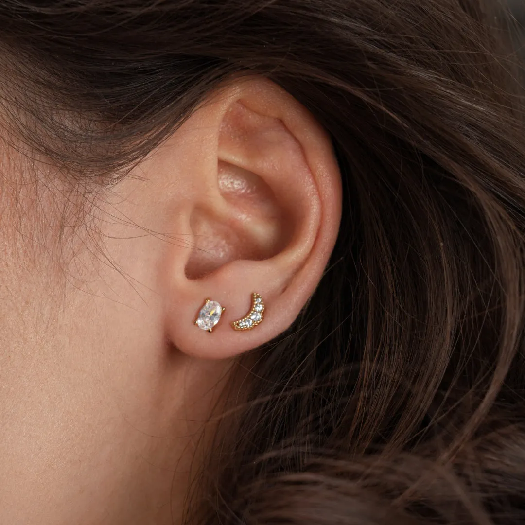 SINGLE STONE STUDS