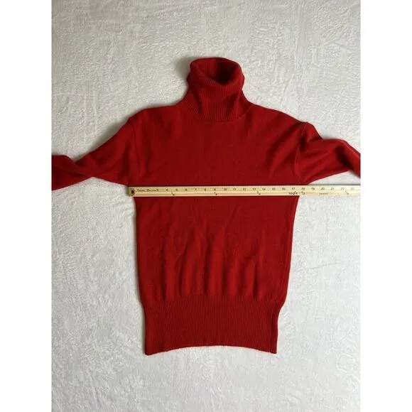 Sutton Studio Womens Cashmere Turtleneck Size M Red Classic Minimalist Soft Cozy