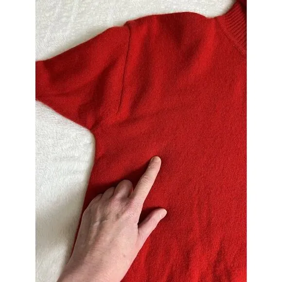 Sutton Studio Womens Cashmere Turtleneck Size M Red Classic Minimalist Soft Cozy