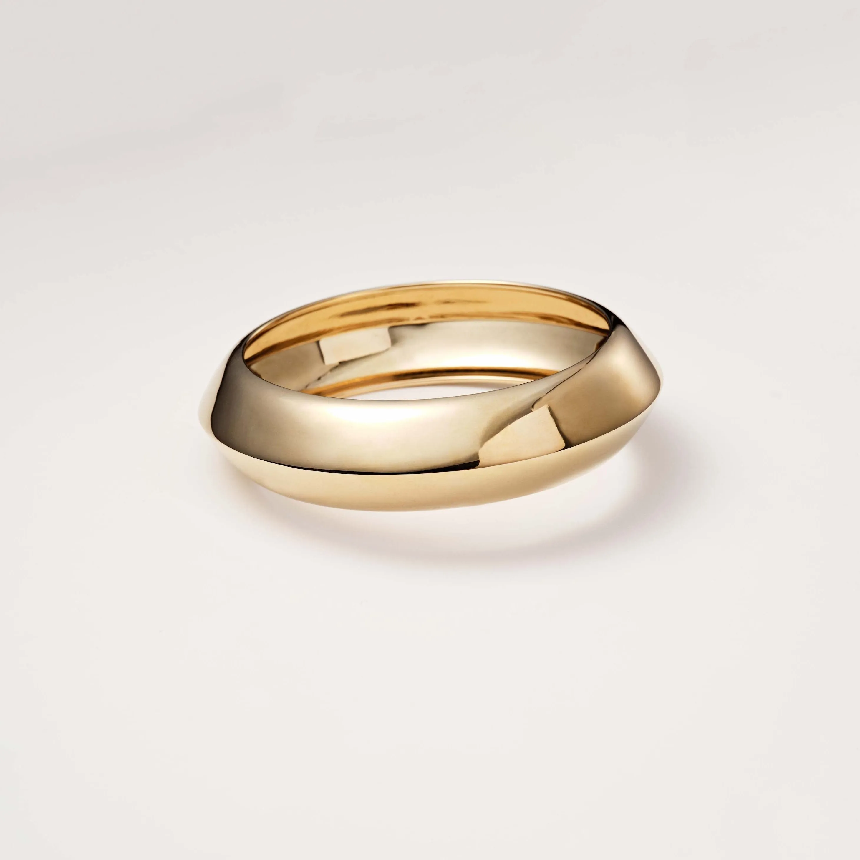 Thick Liv Bangle