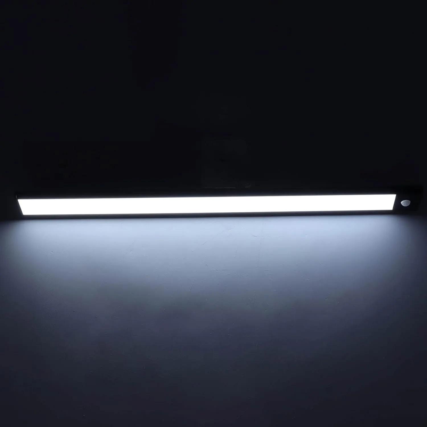 Ultra-thin Motion Sensor Light Bar 40cm 1200mAh - FY-03