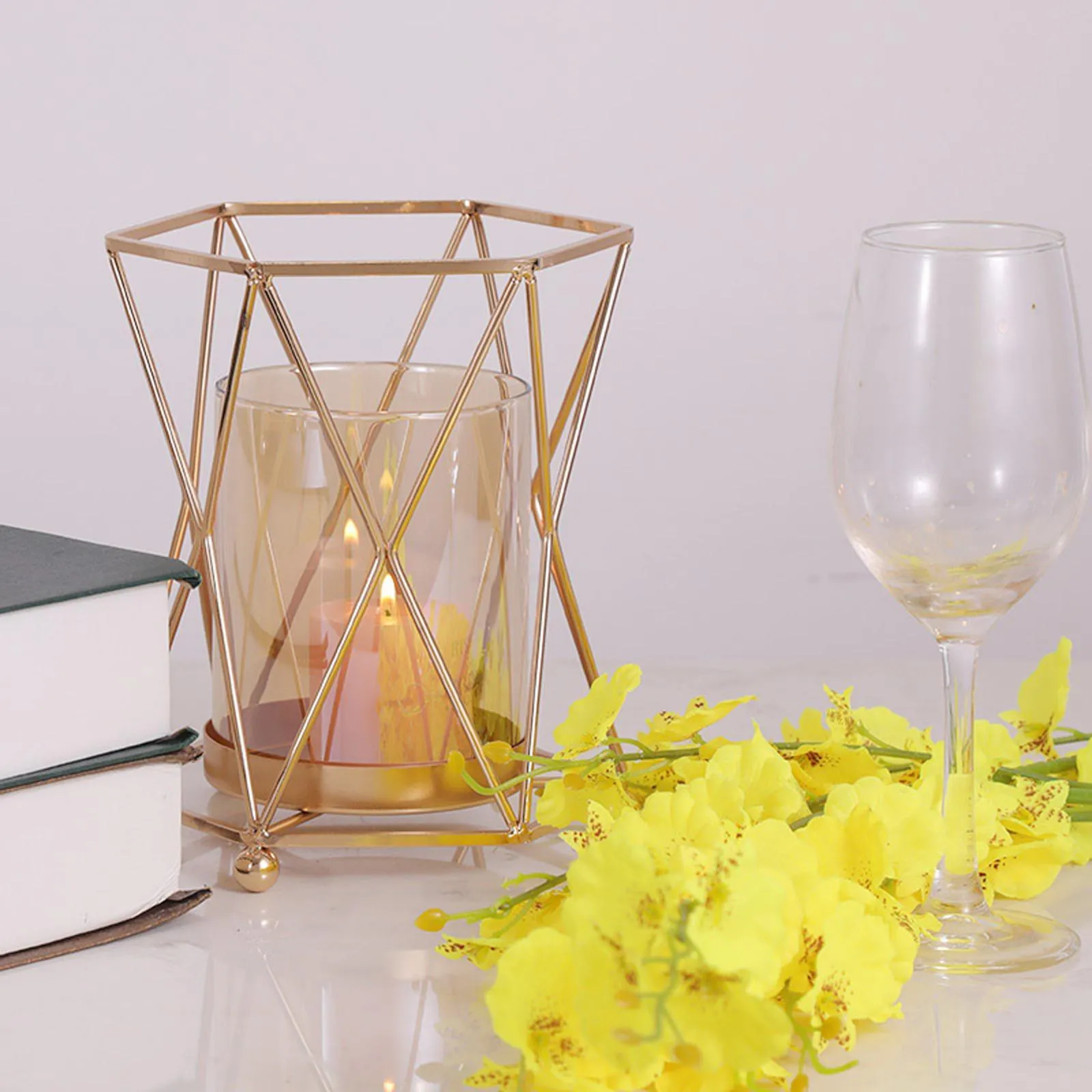 Vază Decorativă Metal și Sticlă - Design Elegant pentru Aranjamente Florale