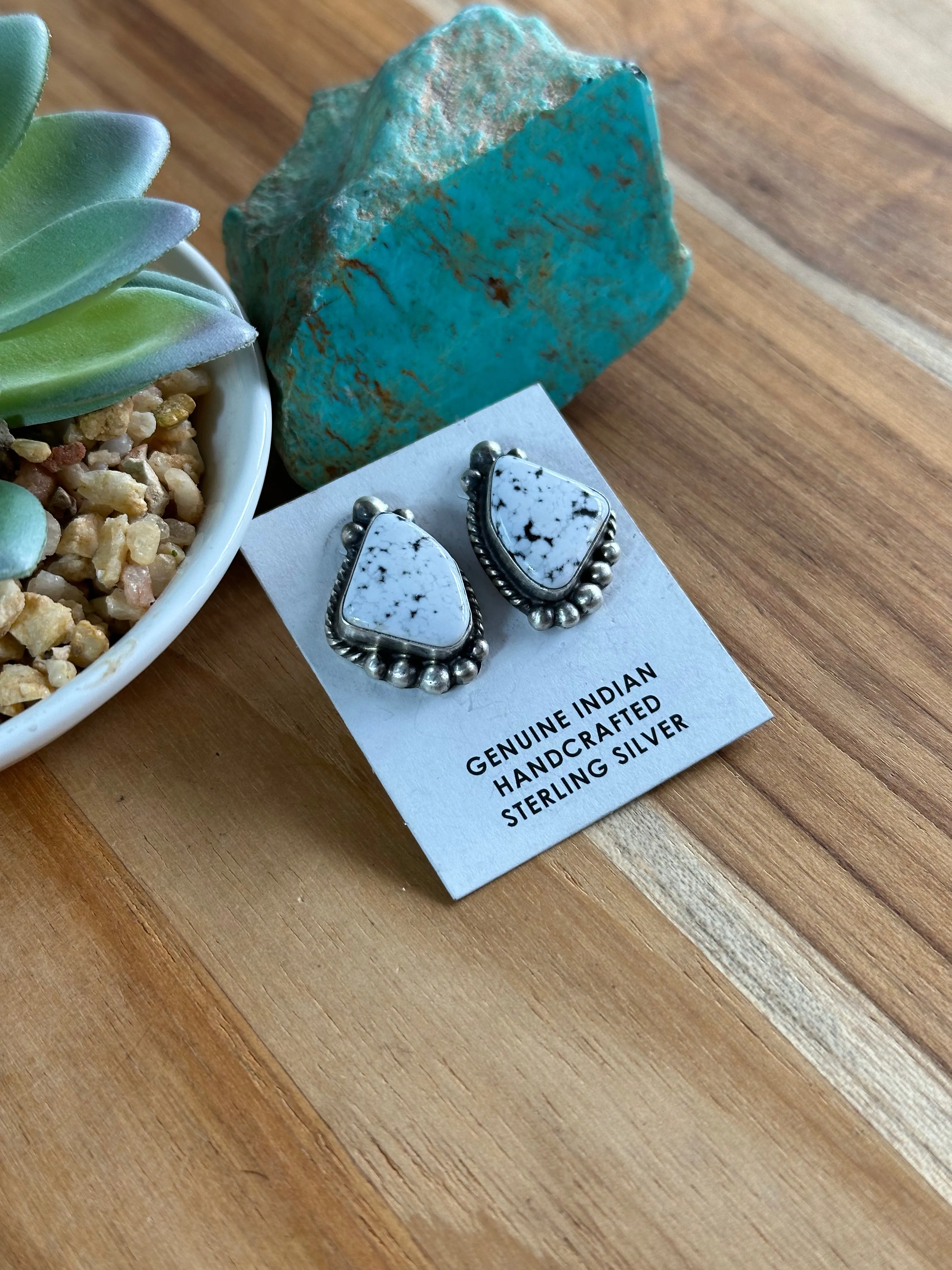 White Buffalo Shell Shaped Earring
